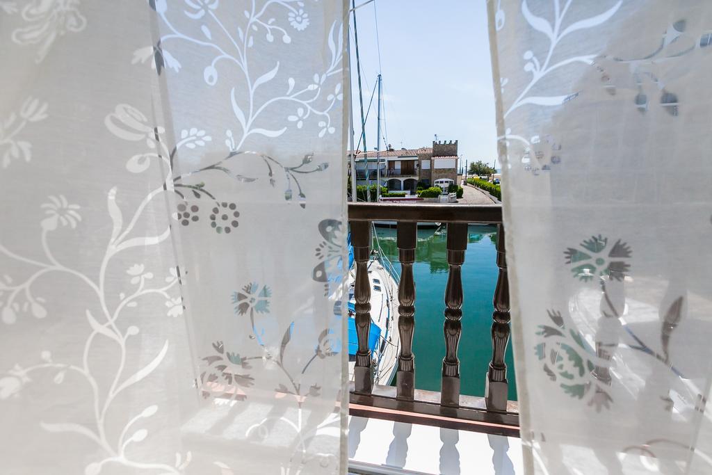 Vista Roses Mar - Casa Pescador Empuriabrava Exterior foto