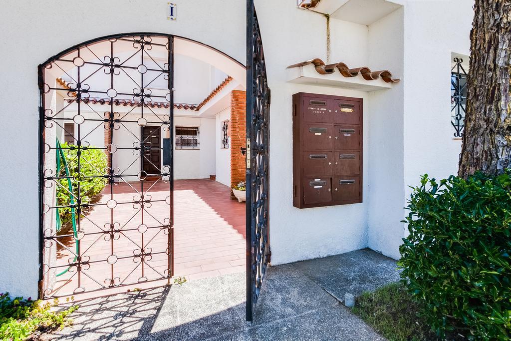 Vista Roses Mar - Casa Pescador Empuriabrava Exterior foto